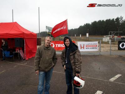20100410449.jpg