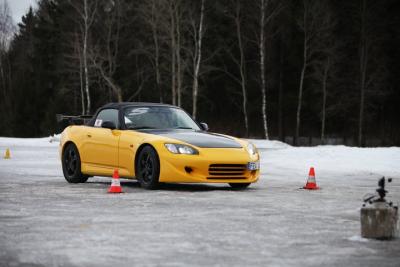 s2000slalom4.jpg