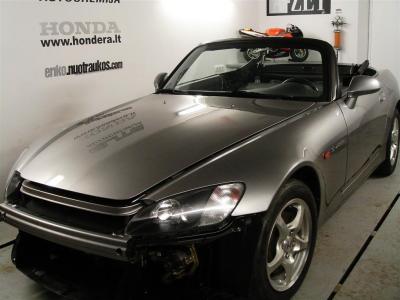 s2000_68.jpg